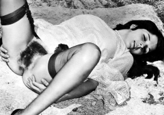 They are really hot and sexy women 2!! Retro pics!!! - N