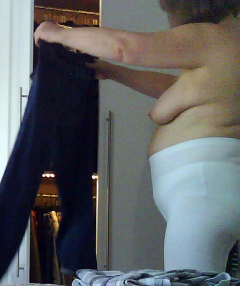 Topless in Jeans 7 - N