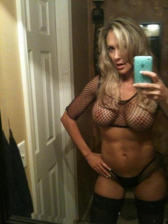 mature and sexy - N