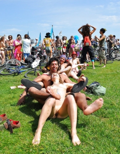 Bike Hotties - N