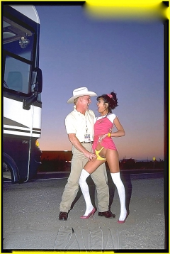 Grope Guy - N