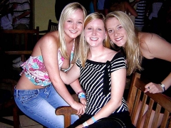 Tits Who Peeked 2 - N