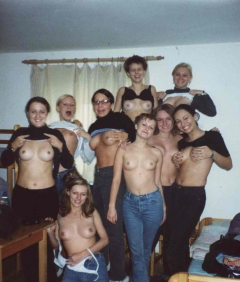 Public Boobs 9 - N
