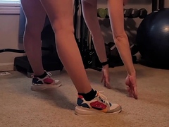 Brunette solo masturbation on webcam