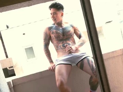 Muscular Inked Guy Self Pleasures