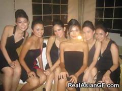 hot-asian-teen-girlfriends