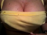 Yellow top big nipples tease and strip