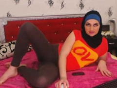 Hijab leggings girl teases