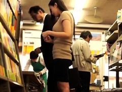 great-close-up-in-japanese-teen-blowjob-pov