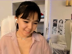Amateur webcam asian girl