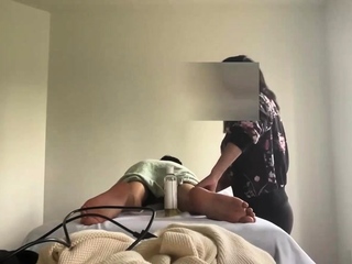 amateur innocent doll1 fingering herself on live webcam