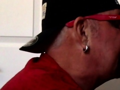 Cockhungry Dilf Deepthroat In Gloryhole