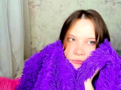 Amateur Webcam Chick Masturbates On Webcam More at