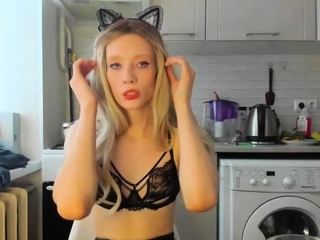 Blonde teen Sierras first erotic masturbation video