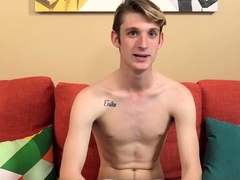 handsome-twink-chris-tucker-pleasures-his-big-dick
