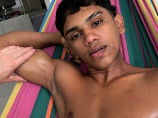 Mitch Seangers - From Beach to Handjob Fantasy