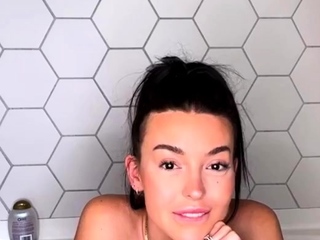 Sensational hotie nice ass Serena Becker bj