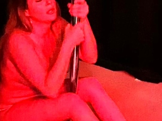 AMATEUR SOLO FEMALE MASTURBATION