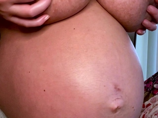 Big boobs milf masturbates with her dildo