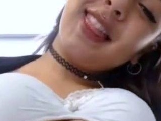 18yo armenisch-arabische Schnheit neckt